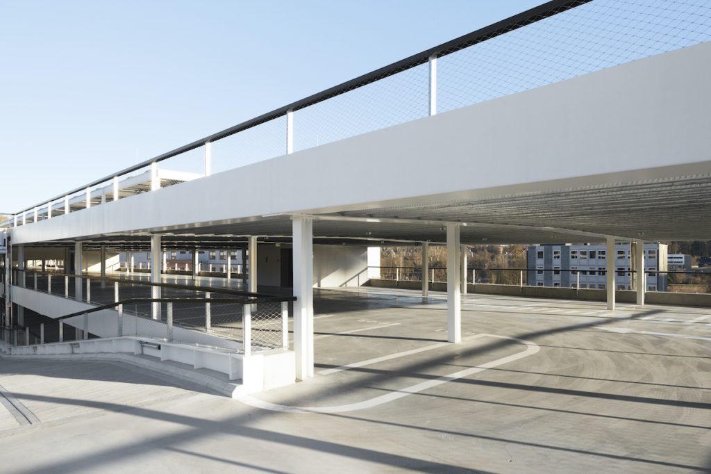 Balustrades met RVS kabelnetten in SBA - IMEC Parking in Leuven (Luca Beel) - Carl Stahl Benelux kopie